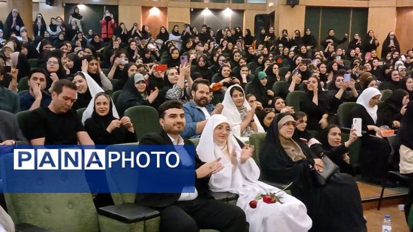 جشن بزرگ ازدواج دانشجویی در دانشگاه آزاد اسلامی واحد کرج