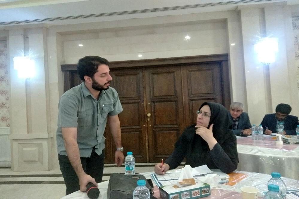 دوره و کارگاه تعاملی مربی، راهبر نسل جدید در مشهد