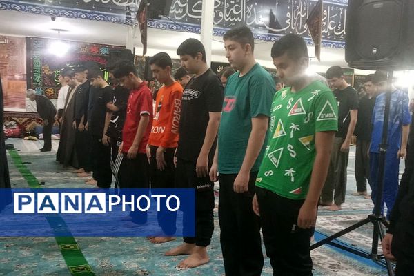 مراسم معنوی اعتکاف در مسجد اعظم حضرت ابوالفضل (ع) بهارستان دو