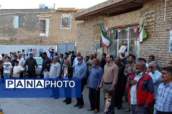 اجتماع خودجوش حمایت از مدافعان میهن در شهر درق