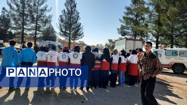 مانور سراسری زلزله در دبیرستان  پسرانه عشایر یاسوج 