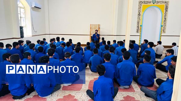 مراسم ایام فاطمیه در دبیرستان پسرانه امیرکبیر منطقه سندرک