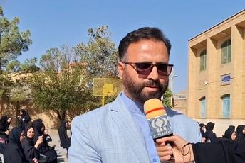 آغاز سال تحصیلی در دبیرستان حضرت فاطمه زهرا(س) کهک با حال و هوای مقاومت 