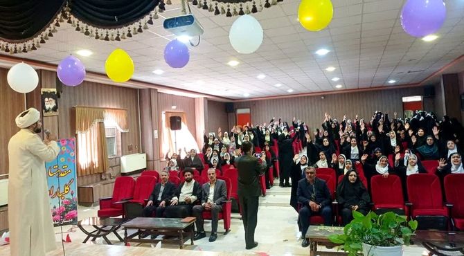 برگزاری همایش «دختران سرآمد» در منطقه فولادشهر