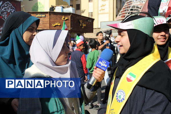 راهپیمایی یوم الله ۱۳ آبان در سمنان