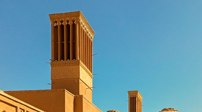 بازدید دانش‌آموزان مدرسه فاطمه پاپلی از میراث کهن یزد