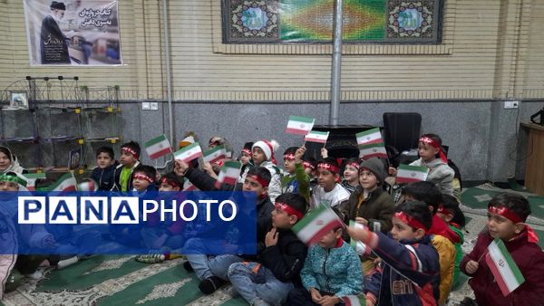 همایش مادران قهرمان پرور حوزه بسیج حضرت زینب(س) در امامزاده ابراهیم(ع) ملارد 
