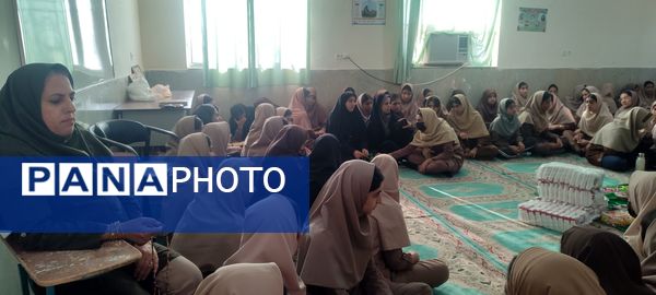 برگزاری مراسم سهشنبههای مهدوی در مدرسه فروغ رضوان