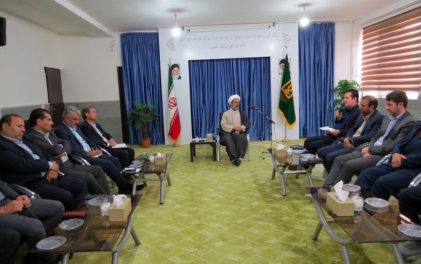 دیدار مدیرکل آموزش و پرورش و جمعی از همکاران با نماینده‌ ولی فقیه در استان خراسان شمالی