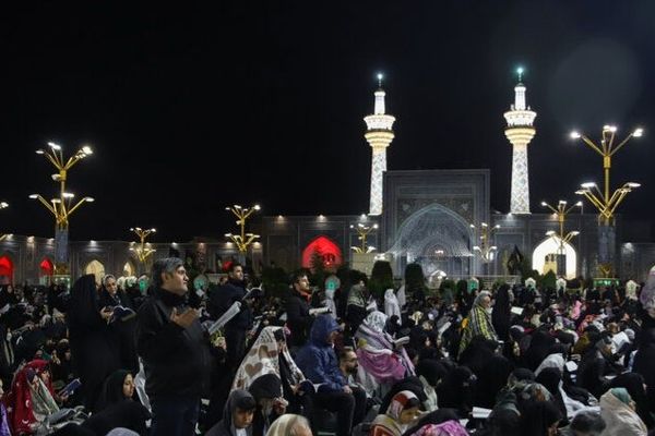 مراسم احیای شب بیست و یکم ماه رمضان در حرم مطهر رضوی 