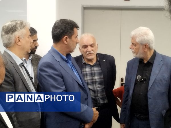 حضور معاونان وزارت بهداشت و مسئولان کشوری در شهرستان قروه