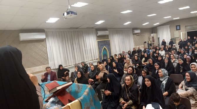 انتخابات انجمن اولیا و مربیان در دبیرستان بی بی سلطنت قفلی با حضور پرشور اولیا