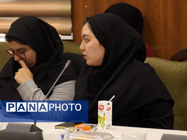  از تسخیر تا تبیین؛ بازخوانی پیام ۱۳ آبان در دانشگاه آزاد مشهد