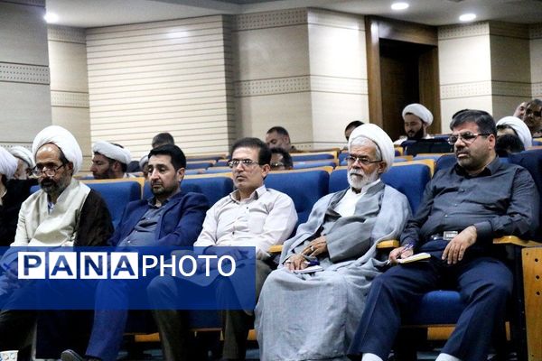 گردهمایی دبیران ستاد اقامه نماز و ائمه جماعت فرودگاه‌های کشور در مشهد