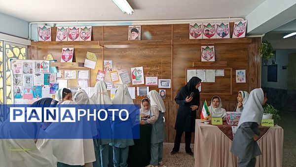 تمرین مردم سالاری در دبستان لطیفه، دانش‌آموزان پای صندوق‌های رأی رفتند