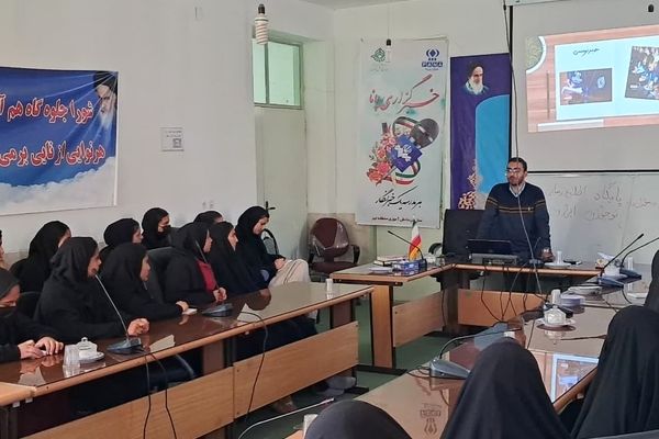 کلاس آموزش خبرنگاری برای دانش‌آموز خبرنگاران شهرستان نیر
