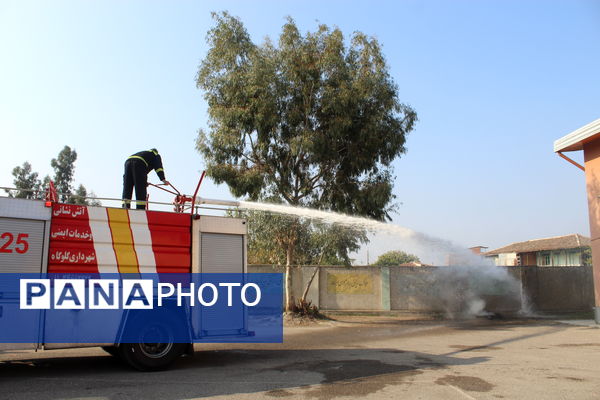 مانور سراسری زلزله و ایمنی مدارس در گلوگاه