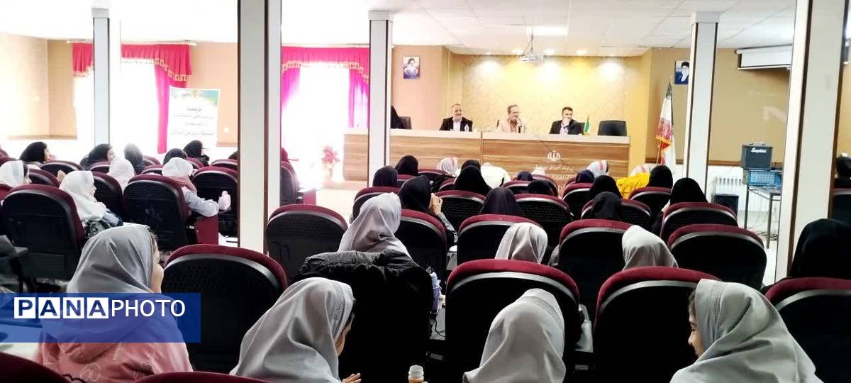  طرح «تربیت دانش‌آموز سخنران» در شهرستان مرزی کلات