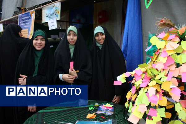 جلوه های حضور خادمان نوجوان در شادپیمایی مسجد جمکران