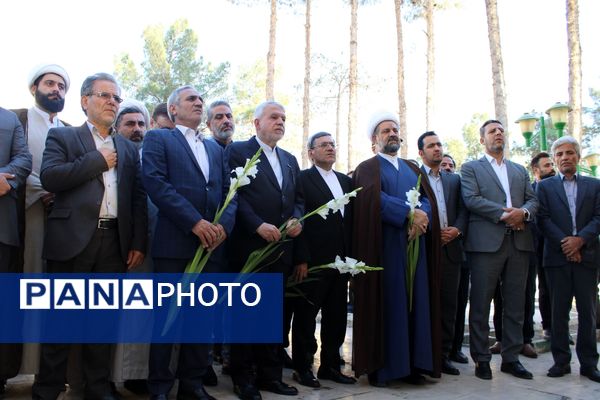 آغاز سفر وزیر میراثفرهنگی کشور به رباطکریم از امامزاده عمادالدین(ع)