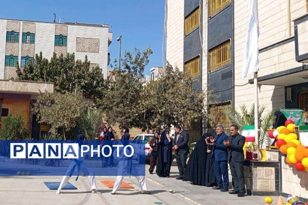 افتتاحیه برنامه «مهارت آموزی ورزشی» در دبیرستان راضیه شکرایی ناحیه دو شهرری