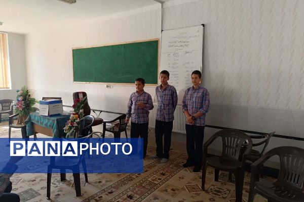 انتخاباتی برای ایجاد آرامش فکری و روحی در دبیرستان معارف صدرا ولایت 