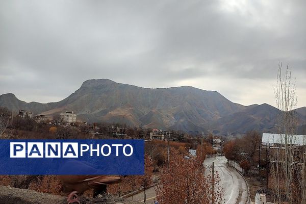 چهره شفاف و دل انگیز شهربارنیشابور با بارش  باران پاییزی  