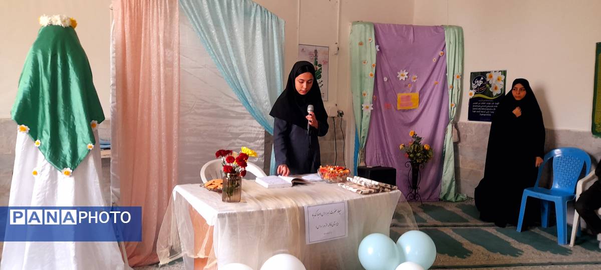 جشن باشکوه میلاد حضرت زهرا (س) در دبیرستان فاطمه‌الزهرا(س)