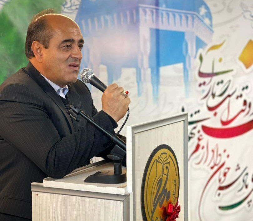 پیوند شعر با آموزش، پرورش نسلی آگاه و ریشه‌دار است