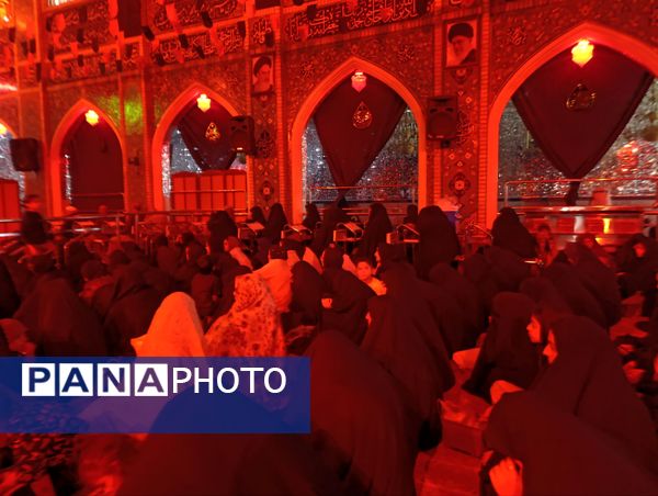 برگزاری مراسم شب ششم عزاداری امام حسین(ع) در تکیه ابوالفضلی نیشابور