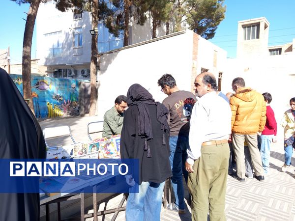 جمعه بازار کتاب در کاشمر