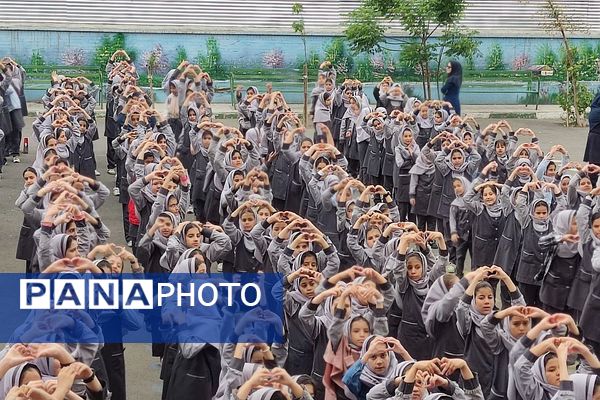 جشنواره‌ای به وسعت لبخند در رباط کریم