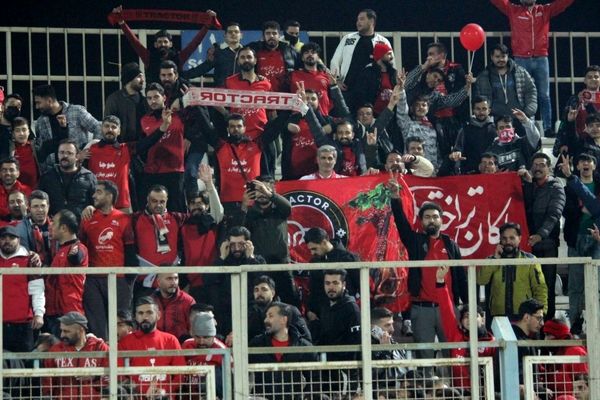 محرومیت هواداران تراکتور از حضور در ورزشگاه
