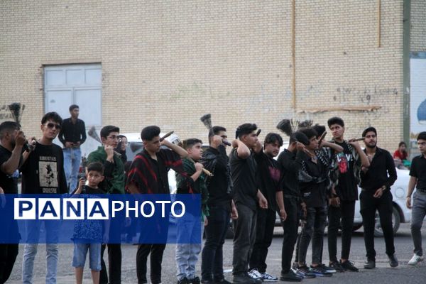 مراسم زنجیر زنی در شهرستان بم 