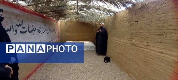 بازدید دانش آموزان باخرز از نمایشگاه ریحانه النبی