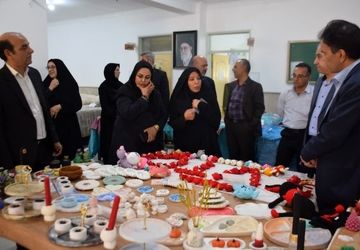 افتتاح نمایشگاه دستاوردهای مهارت آموزان در مرکز آموزش فنی و حرفه شهرستان زارچ