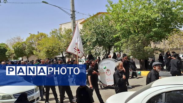 سوگواری روز عاشورا در شهر کهک قم