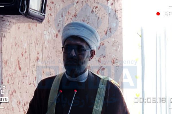 نجات جامعه در گرو بازگشت به اخلاق، نماز و امانت‌داری است