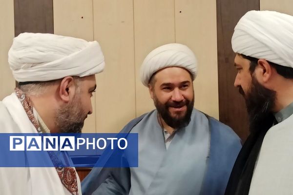 برگزاری کارگروه توسعه عمومی قرآن کریم در ناحیه یک شهرری