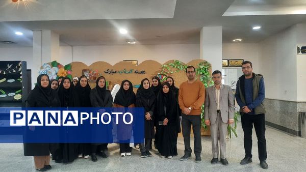 رونمایی از کتاب ریاضیات پیشرفته در کتابخانه مرکزی بجنورد 
