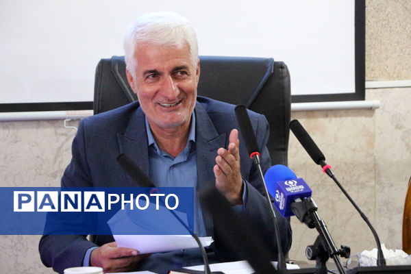 جلسه توجیهی جذب، ثبت و سازماندهی اعضاء تشکیلات سازمان دانش‌آموزی