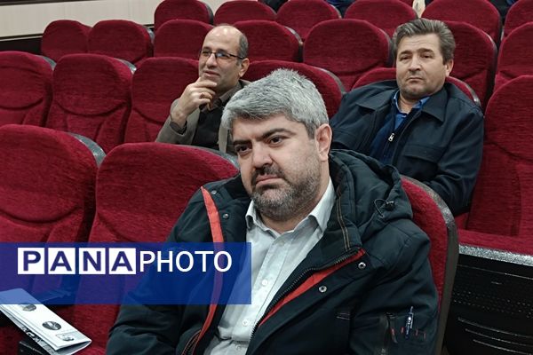 اولین نشست فصلی معلمان پژوهشگر شهریار