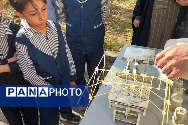 برگزاری مسابقات روز آزمایشگاه در پژوهش سرای بصیرت یک ناحیه دو شهرری 