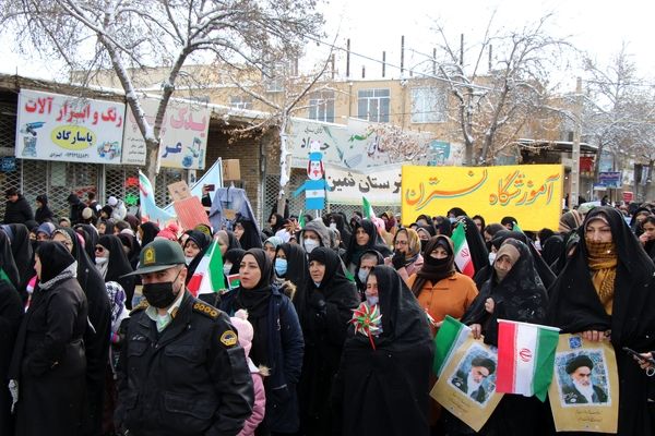 راهپیمایی ۲۲ بهمن در آشخانه