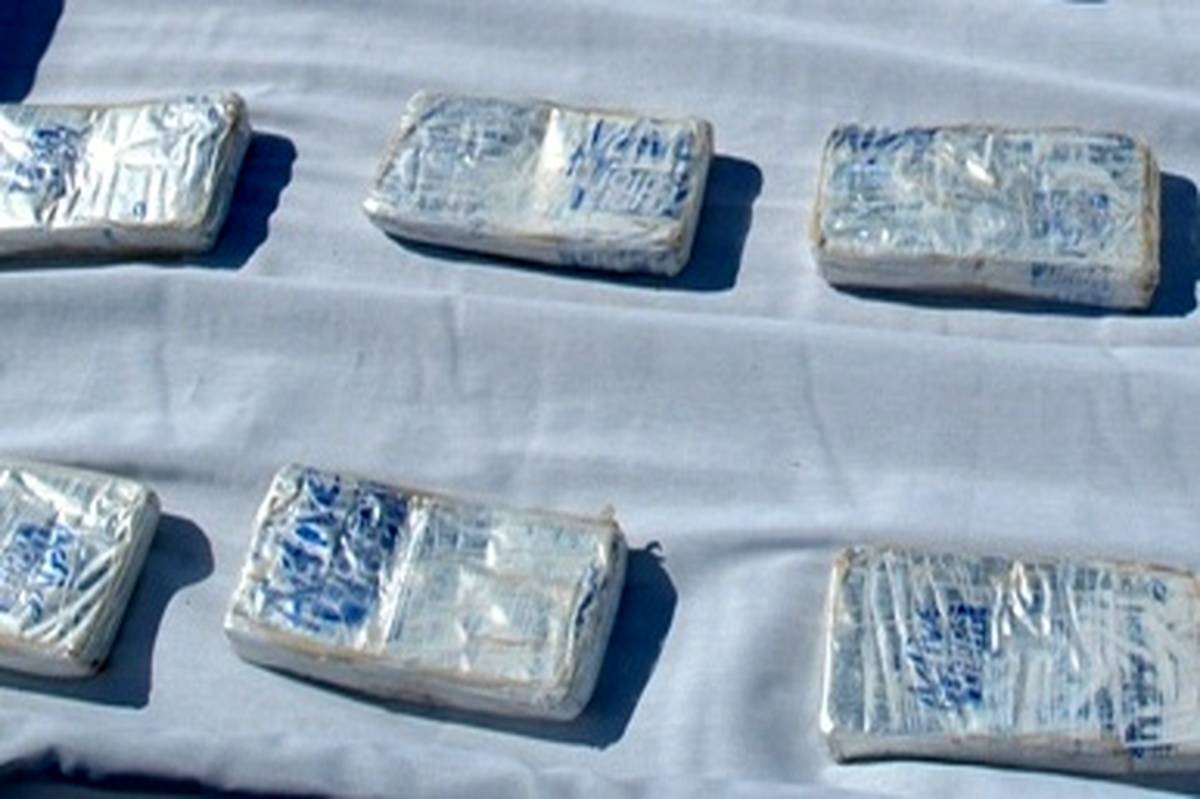 مسافر اتوبوس با 2 کیلو حشیش در" نهبندان" دستگیر شد