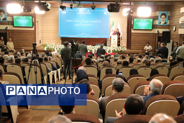  جلسه شورای توسعه و برنامه‌ریزی استان کردستان با حضور وزیر راه و شهرسازی 