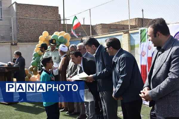 آیین زنگ «مهر و مقاومت» در مدارس شهرستان بهاباد