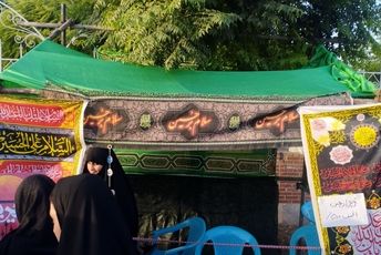 برپایی ایستگاه صلواتی در پیاده‌روی جاماندگان اربعین حسینی 