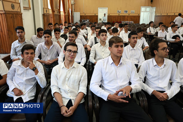 مراسم آغاز سال تحصیلی جدید در مدارس ماندگار کشور