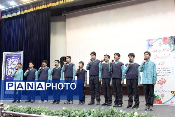 خلاقیت و بهره‌گیری از دانش روز در مدیریت مدارس ضروریست